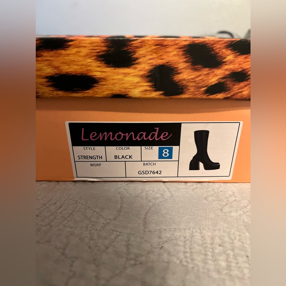Lemonade Strength Knee High Boots sz 8 - Picture 5 of 6